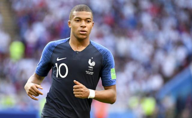 英超焦点战：阿森纳主场迎战切尔西,（英超重磅对决：阿森纳坐镇主场迎战切尔西）