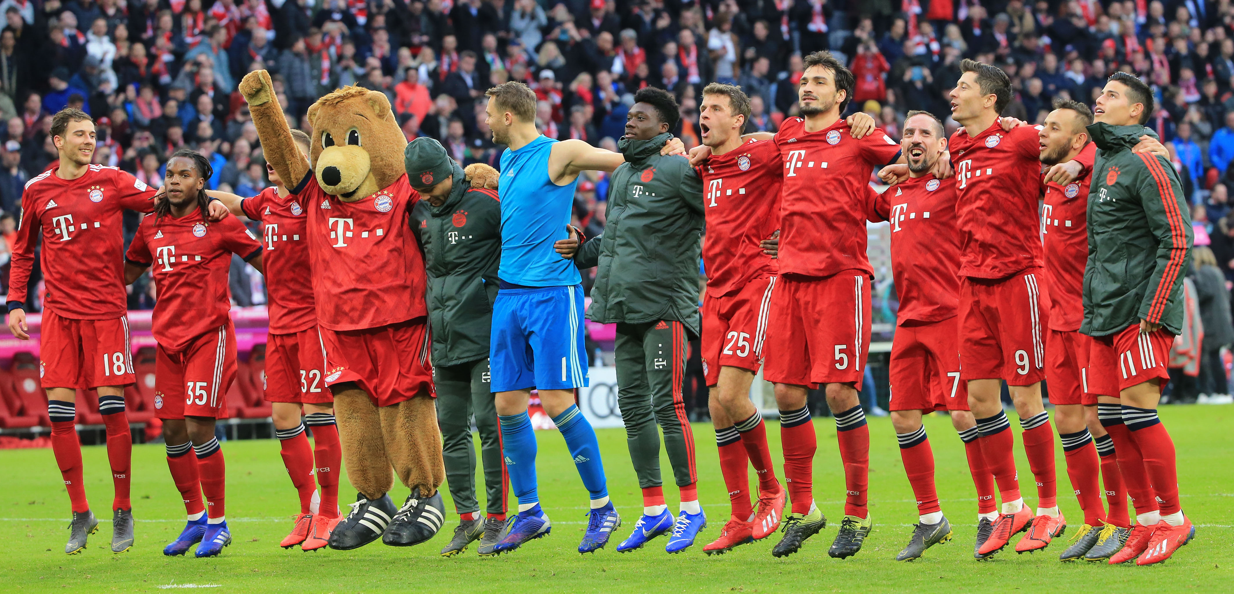 德甲第13轮指南：汉堡不莱梅上演北方德比，科隆后防遭伤病诅咒（德甲第13轮前瞻：汉堡与不莱梅上演北方德比，科隆后防陷入伤病潮）