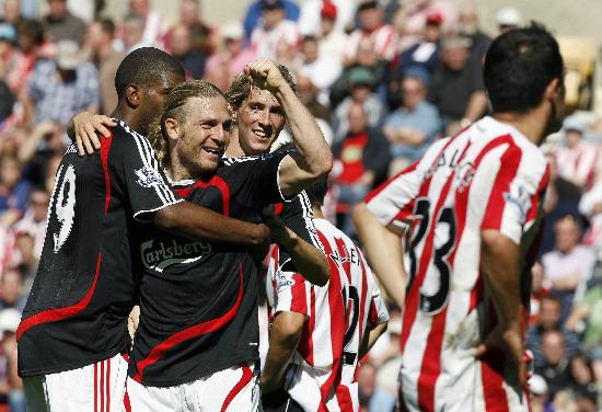 上海女排全员出击：阵容最佳，蔡斌压阵！今年是冲冠最好时机（上海女排全力出战：阵容齐整，蔡斌坐镇，今年冲冠正当时）