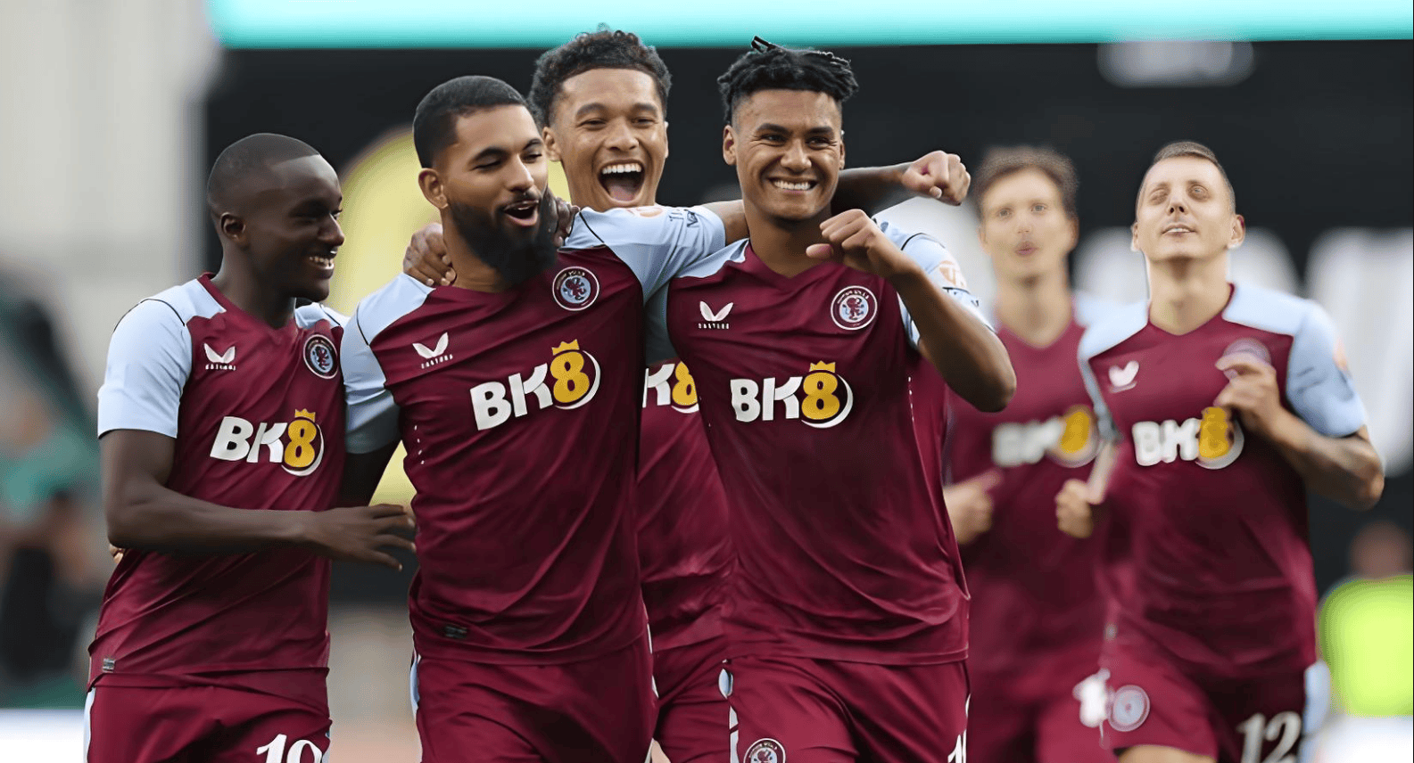 NBA球员数据统计：助攻、得分、篮板排行,（NBA球员数据一览：得分、助攻与篮板榜单）