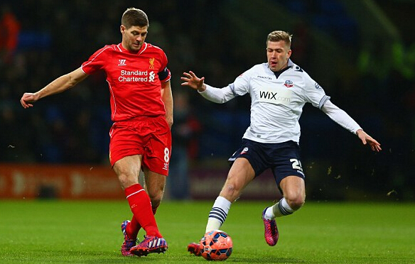 鲁尔：多特小将科尔-坎贝尔就转会接触了中日德兰和图尔贝里（鲁尔：多特新星科尔-坎贝尔已就转会与中日德兰、图尔贝里展开接触）