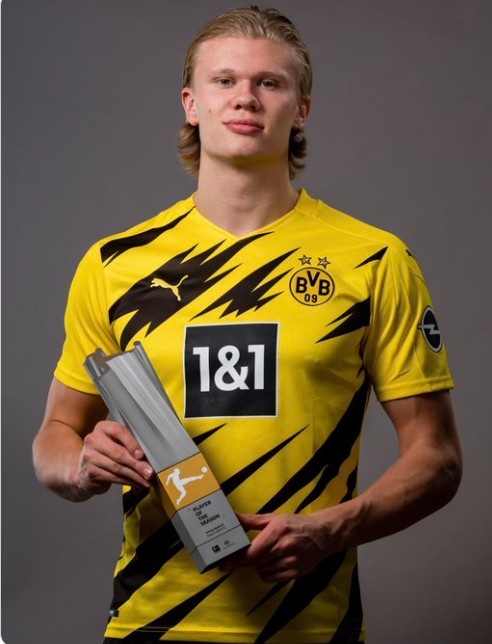 半场：马竞1-1莱万特，德拉富恩特乌龙，马努-桑切斯破旧主（上半场：马竞与莱万特战成1-1，德拉富恩特送出乌龙，马努-桑切斯反戈旧主）