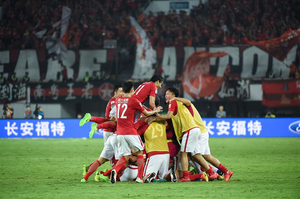 球员通过赛后采访道歉：我们不会放弃（球员赛后致歉：我们永不放弃）